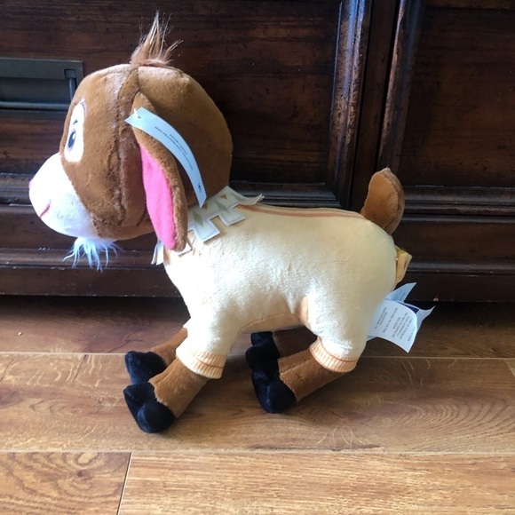 Disney: Wish: Valentino plush figure - Picture 3 of 4